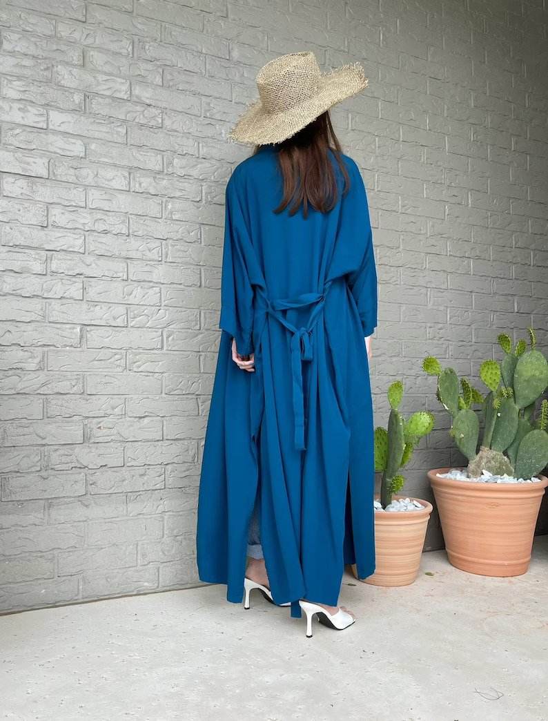 สีน้ำเงิน