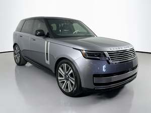 SÚPER NUEVO, SEMINUEVO Y A UN PRECIO EXCEPCIONAL: SUV DE LUJO L-R-R-R P615 SV AWD 2025, 606 HP, 4.4L V8 AUTOMÁTICO - Product Image 5