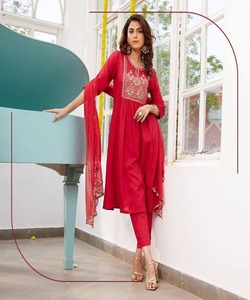 ชุดสلوار คามีซ สไตล์อินเดีย-ปากีสถาน สำเร็จรูปสำหรับผู้หญิง ผ้าโพลีเอสเตอร์ ตัดเย็บอย่างดี ดีไซน์หรู มีสินค้าพร้อมส่ง ปรับแต่งได้ - Product Image 6