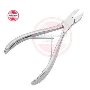 Pinza para cutículas de spa de uñas de belleza y cuidado personal para uñas de los pies | Pinza para cutículas de acero inoxidable Instrumentos de belleza - Product Image 1