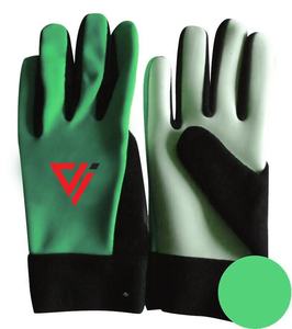 Gants GAA/Gaéliques pour enfants, best-sellers, avec logo personnalisé, en latex allemand léger, extensible, antidérapant, avec sangle de poignet réglable - Product Image 2