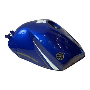 Réservoir de carburant d'origine Yamaha R6 2003-2005, état neuf, durable, en aluminium et acier avec pièces en plastique - Product Image 2