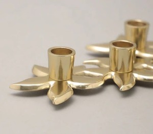 Stunning Golden Floral Candle Holder Ideal For Living <b>Bedroom</b> Dining Table And Centerpiece Decoration - Product Image 5