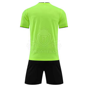 Ropa deportiva de alta calidad, uniforme de fútbol de Color personalizado, uniforme de fútbol de gran venta hecho en Pakistán - Product Image 2