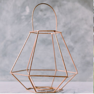 Grand terrarium géométrique noir encadré, plantes succulentes et éléments décoratifs; charmant jardin intérieur, à des tarifs de gros. - Product Image 2