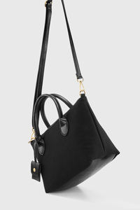 Sacs à main fourre-tout de luxe à fermeture éclair pour femmes de créateur Sac à main extérieur et sacs à bandoulière Marché en ligne - Product Image 3