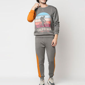 Survêtement de sport pour hommes, survêtement en coton à col rond avec logo personnalisé 2025, survêtement de haute qualité style de rue, tenue de Offre Spéciale - Product Image 1