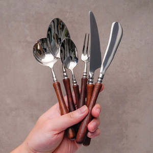 Vaisselle originale en bois de rose avec manche en bois wengé, cuillère, fourchette, couteau, ensemble de vaisselle nordique occidentale de style vintage avec gravure sur bois - Product Image 2