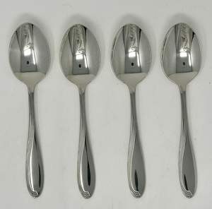 Juego de cucharas de acero inoxidable hechas a mano en India con encanto étnico, perfecto para cenas culturales y hogares. - Product Image 2