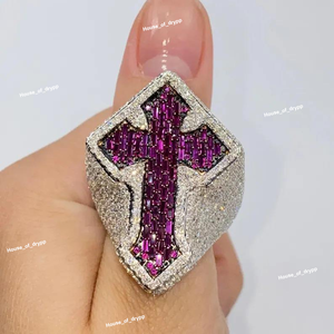 Anillo de Diseño Cruzado de Lujo con Baguette Morado y Diamantes Moissanite VVS en Plata de Ley 925, Anillo de Declaración con Incrustaciones - Product Image 4
