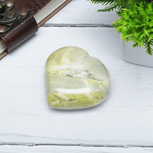 หินคริสตัลธรรมชาติรูปหัวใจคดเคี้ยวสำหรับตกแต่งบ้านเหมาะสำหรับเป็นของขวัญ - Product Image 3