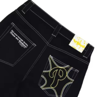 Jean en denim tricoté léger et décontracté pour homme, coupe droite, délavage moyen, avec logo brodé personnalisé – Grande qualité, offre spéciale hiver