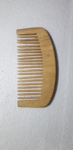 Peigne à barbe en bois classique professionnel à succès, design à long manche, logo personnalisé, marque Madhav Metals - Prix bas, utilisation à domicile - Product Image 3