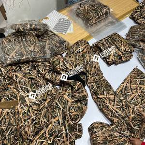 เสื้อแจ็คเก็ตสำหรับล่าสัตว์สีพื้นทันสมัย ระบายอากาศได้ดี จากปากีสถาน ขายส่งคุณภาพสูงสุด สำหรับผู้ชาย แฟชั่นล่าสุด - Product Image 6