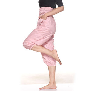 Pantalon d'échauffement de sport en nylon à taille moyenne pour femmes avec devant plat pour la course en club - Product Image 5