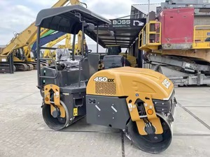 Rouleau compresseur vibrant Caterpillar CB 2.7 pour ingénierie et construction à double tambour avec composant essentiel du noyau de la pompe - Product Image 3