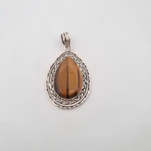 Lujo elegante 925 plata esterlina Natural en forma de pera estilo único ojo de tigre piedra preciosa sólido encanto colgante para collar joyería