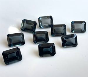 Topaze bleue de Londres naturelle coupe octogonale 10x12mm à facettes-Topaze bleue de Londres en vrac - Product Image 2