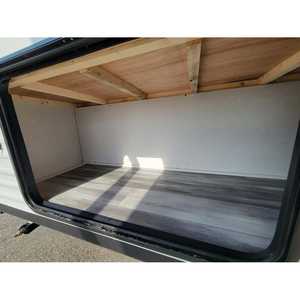 Accesorios Interiores Modernos para Autocaravanas Jay Flight SLX 211MB 2026 con Precio de Venta Sugerido de Fábrica de 33143 - Product Image 4