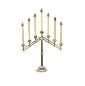 Candélabre vintage en métal pour autels d'église avec artisanat artistique et bras décoratifs pour l'affichage de bougies - Product Image 2