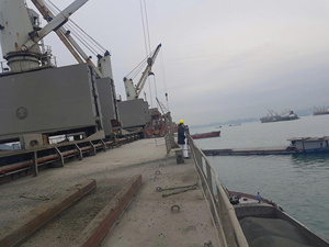 OPC Clinker a granel directo de fábrica precio al por mayor, Barco-Enviado para cemento Portland ordinario - Product Image 2