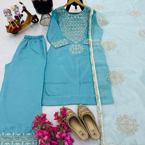 Kurti de mujer pakistaní de alta calidad, venta al por mayor, diseño personalizado Kameez y Salwar para ropa informal - Product Image 5