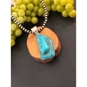 Colgante de Turquesa Kingman y Plata de Ley Adam Fierro con Tecnología de Incrustación en Bisel - Product Image 4