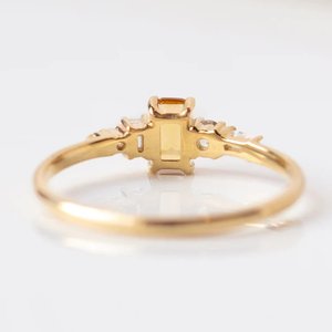 แหวนพลอยซิทรินรูปแปดเหลี่ยม925ประดับด้วยเงินสเตอร์ลิงสีทองดีไซน์ทันสมัยสำหรับงานครบรอบแต่งงานของผู้หญิง - Product Image 5