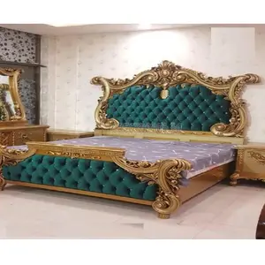 Lit en bois sculpté à la main de style italien et tabourets latéraux, aspect européen, lit en teck taille king, dossier haut, ensemble de chambre à coucher en bois sculpté - Product Image 1