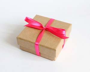 Embalaje de caja de papel de regalo de anillo de lujo barato con logotipo impreso personalizado para cumpleaños y vacaciones - Product Image 6