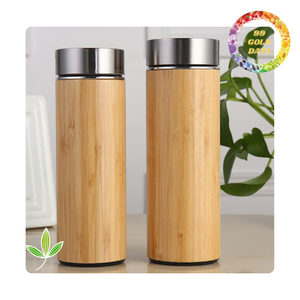 Bouteille thermos moderne en bambou au look minimaliste | Article cadeau pratique et mignon - Product Image 4
