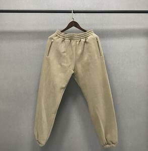 กางเกงวอร์มทรงแบ็กกี้ลำลองของผู้ชาย OEM กางเกงวิ่งผ้าฝ้ายเฮฟวี่เวทสีพื้นขาแบนออกแบบได้ตามต้องการสไตล์สปอร์ต - Product Image 3