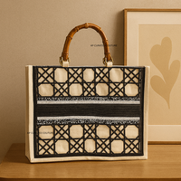 Sac fourre-tout en toile perlée à imprimé léopard fait main avec patch personnalisé, grand format de luxe pour voyage et shopping