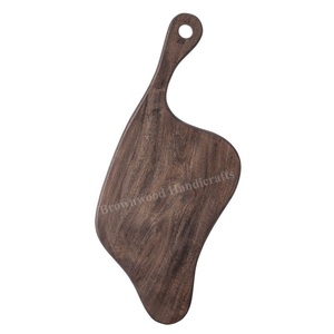 Tabla de cortar de madera de mango de 22mm de espesor personalizada con diseño único de alta calidad hecha a mano para cortar en cocina o restaurantes - Product Image 6