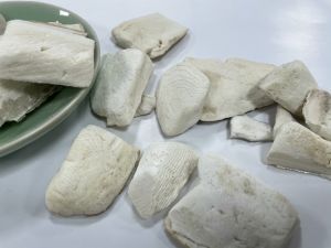 การฝึกอบรมที่ดีที่สุดอาหารสำหรับนกที่ทำจากกระดูกปลาหมึก100% สับชิ้นจากเวียดนาม - Product Image 6