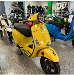 Cao chạy 2025 Vespas sprints 150 S Xe tay ga xe máy đã sẵn sàng để tàu - Product Image 1