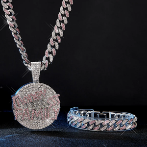Pendentif audacieux de luxe Hip-Hop Money Family Bling, personnalisé, en moissanite et or rose, certifié par un tiers, unisexe, unique - Product Image 2