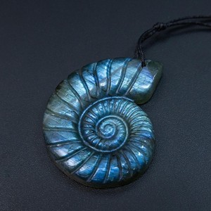 จี้เกลียวลาบราดอไรต์แฟลชสีน้ำเงินทำด้วยมือสร้อยคออัญมณีธรรมชาติเครื่องประดับคริสตัลหรูหราสำหรับผู้หญิง - Product Image 1