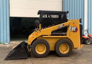 Boeuf de dérapage de CAT 216B3 avec le chargeur avant à vendre - Product Image 4