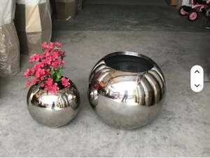 Vase à fleurs en métal fait à la main longue décoration pour la maison - Product Image 2