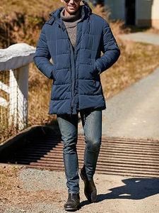 Dernier design Veste d'hiver pour homme à manches longues Col montant Veste matelassée OEM Personnalisée Logo de marque célèbre Veste longue matelassée imperméable - Product Image 4