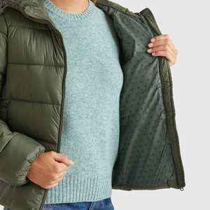 Nouvelle Veste Matelassée Tricotée Entièrement Personnalisée pour Femme, Respirante, à Capuche, en Cuir Véritable, Collection Automne-Hiver 2026 – Vente en Gros - Product Image 4