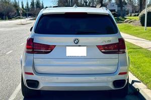 Used 2023 Mid-Size Luxury SUV Left Dark R17 Wheels Powerful Naturally Aspirated Engine Automatic Transmission All Wheel-<b>Drive</b> - Product Image 2