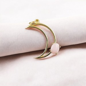 Vessonite colgante 8x6mm forma ovalada conjunto de puntas chapado en oro media luna encanto natural Vessonite colgante al por mayor proveedores de joyería - Product Image 3