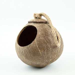 Nido de pájaro de cáscara de coco Premium hecho a mano estilo Tropical Casa de pájaros para jardines al aire libre - Product Image 3