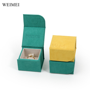 WEIMEI Customization Emboss <b>Soft</b> Velvet Green Yellow Jewelry <b>Box</b> Necklace Ring Earring Jewelry <b>Box</b> Custom Magnet Jewlery <b>Box</b> - Product Image 3