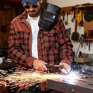 Chemise-veste en flanelle à carreaux en velours côtelé pour homme Doublure en sherpa Manteau en polaire chaud Vêtement décontracté d'hiver à boutons pour tous les jours - Product Image 4