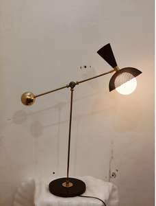 Lampe de table ou lampe de lecture en laiton Décoration intérieure - Product Image 3