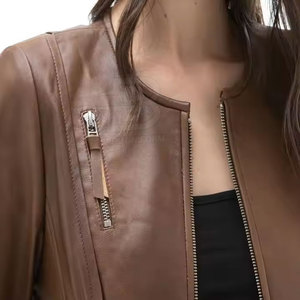 Vestes en cuir chaudes d'hiver pour femmes, respirantes, à motif uni, de haute qualité, avec logo personnalisé, au meilleur prix du fabricant pakistanais - Product Image 4