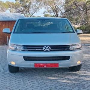 VOLKSWAGEN CARAVELLE 2011 USADO, con Volante a la Izquierda/Derecha - Product Image 1